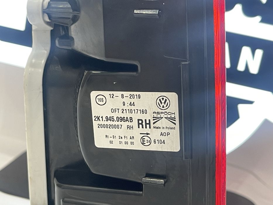 Volkswagen Caddy фонарь фара стоп ліхтар в наявності задня оптика 2K1945096AB