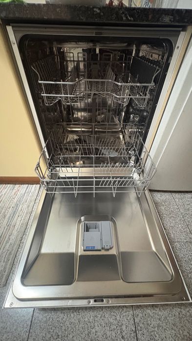 Máquina de lavar loiça Beko