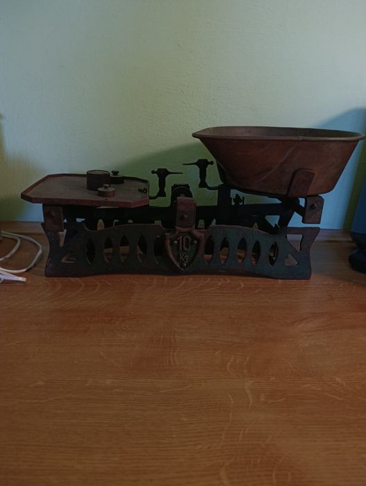 Sprzedam wagę szalkowa