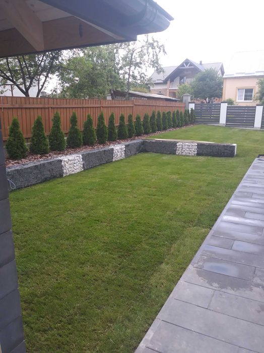 Ландшафтний дизайн газони