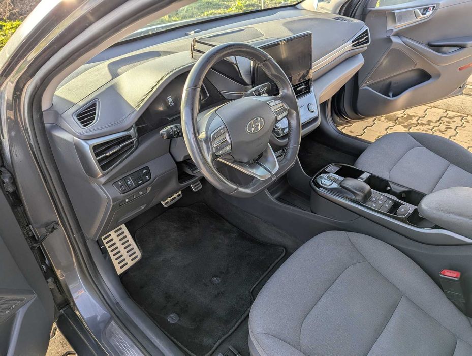 Hyundai Ioniq 38.3 kWh