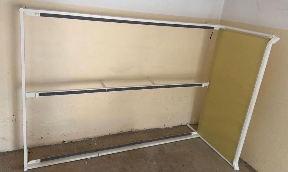 Cama IKEA em bom estado