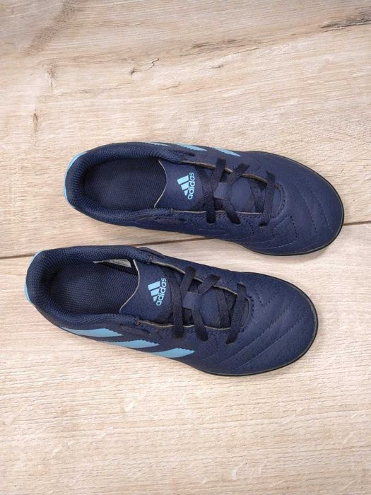Сороконіжки футзалки adidas 31р