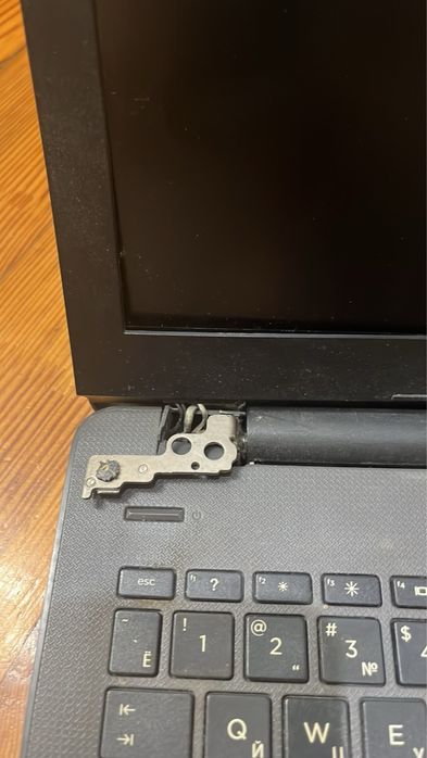 Продам ноутбуки вживані працюючі