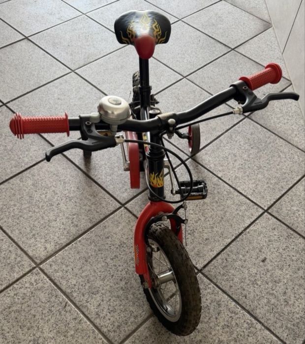 Bicicleta Infantil com Rodinhas + Capacete (Como Nova!)