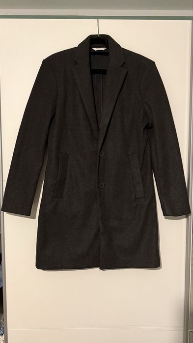 Elegancki płaszcz z kołnierzem Reserved M