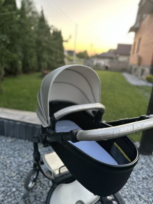 Коляска  Mima Xari. 2 в 1