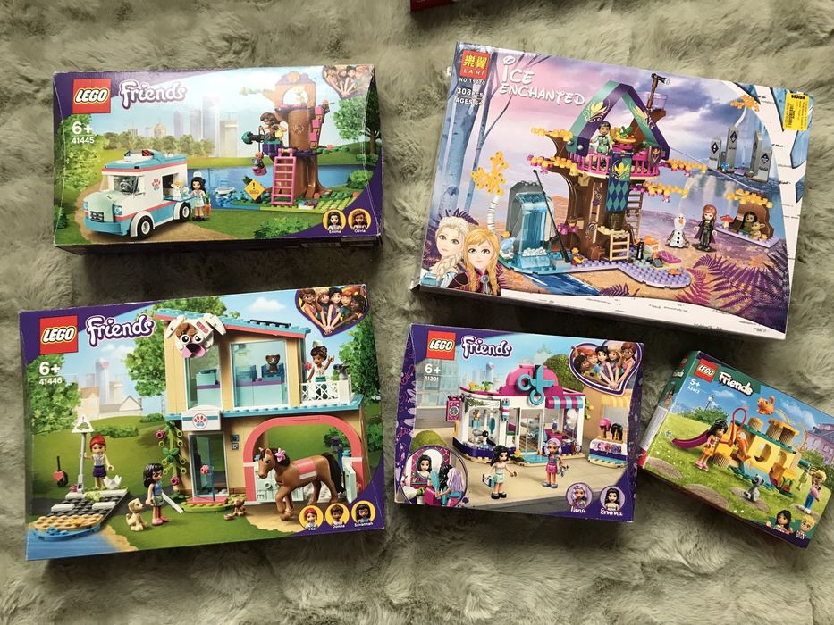 Продам конструктор lego friends є коробка та інструкція
