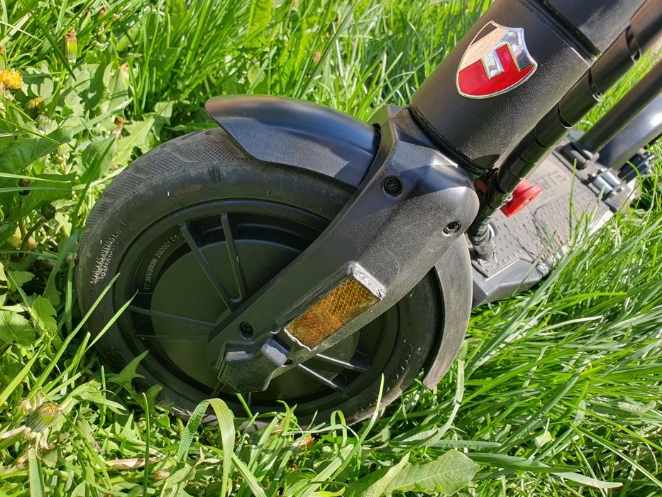 Электросамокат "F O R T E" (25km/h дальность 35 km)