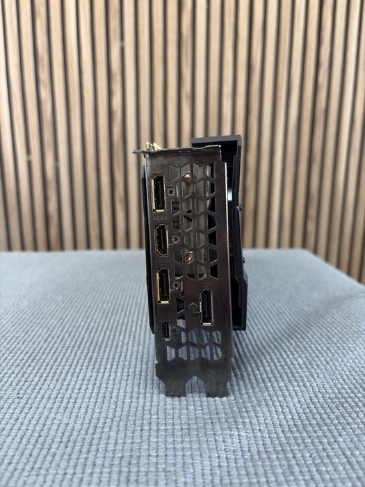 Placa Gráfica Gigabyte RTX 2080 Gaming OC 8GB GDDR6