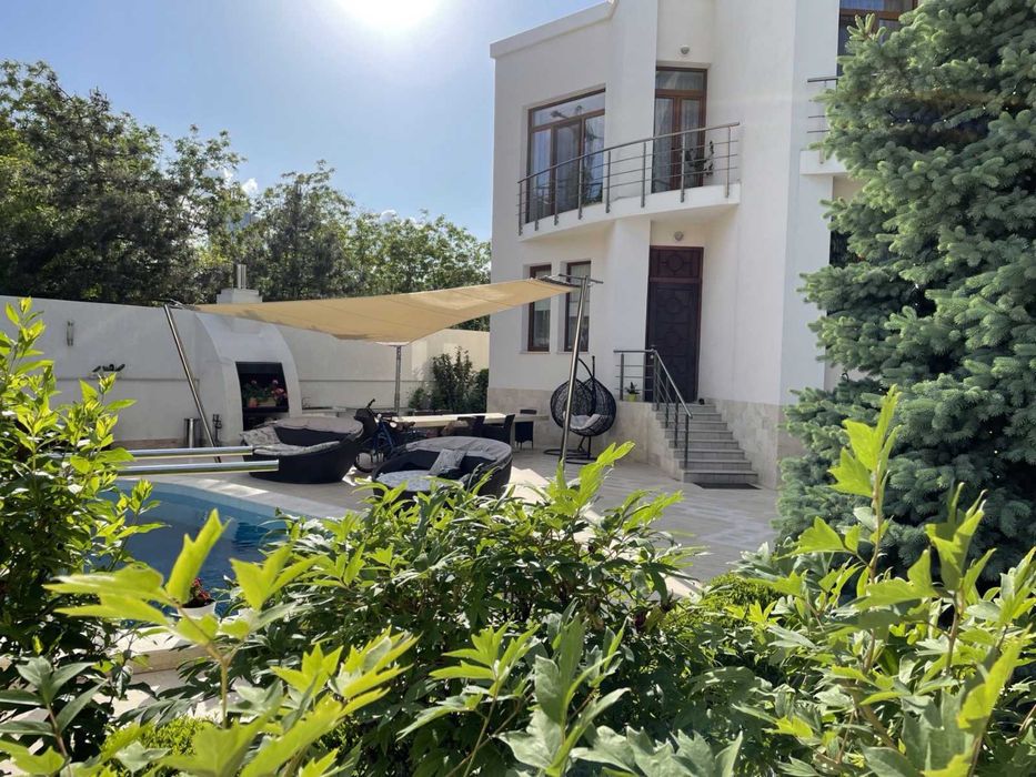 House by the address st. Kulikovo pole pl Oktyabrskoy revolyutsii pl (area 480 m²) - Atlanta.ua - photo 2