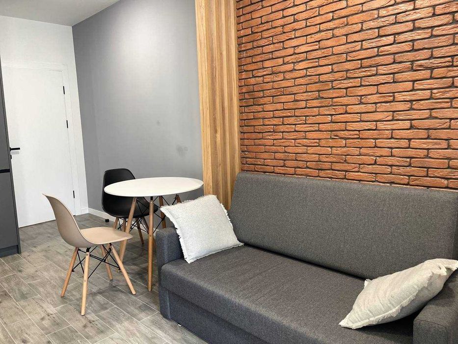 Оренда стильної 1-кім. на Целевича