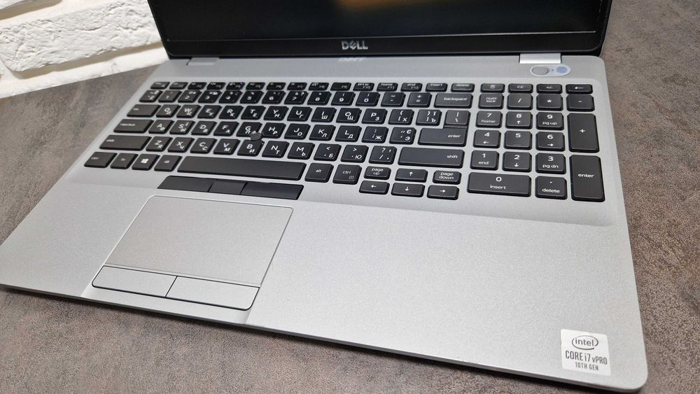 Ноутбук Dell Latitude 5510 /i7 1061U /12/256