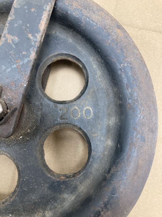 Roldana Antiga de Ferro 20cm Diâmetro