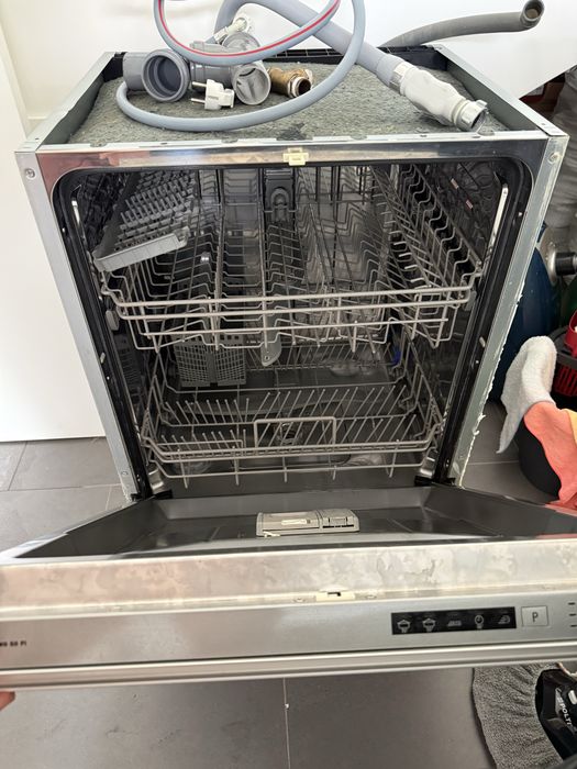 Maquina de louça Teka embutida - 2023