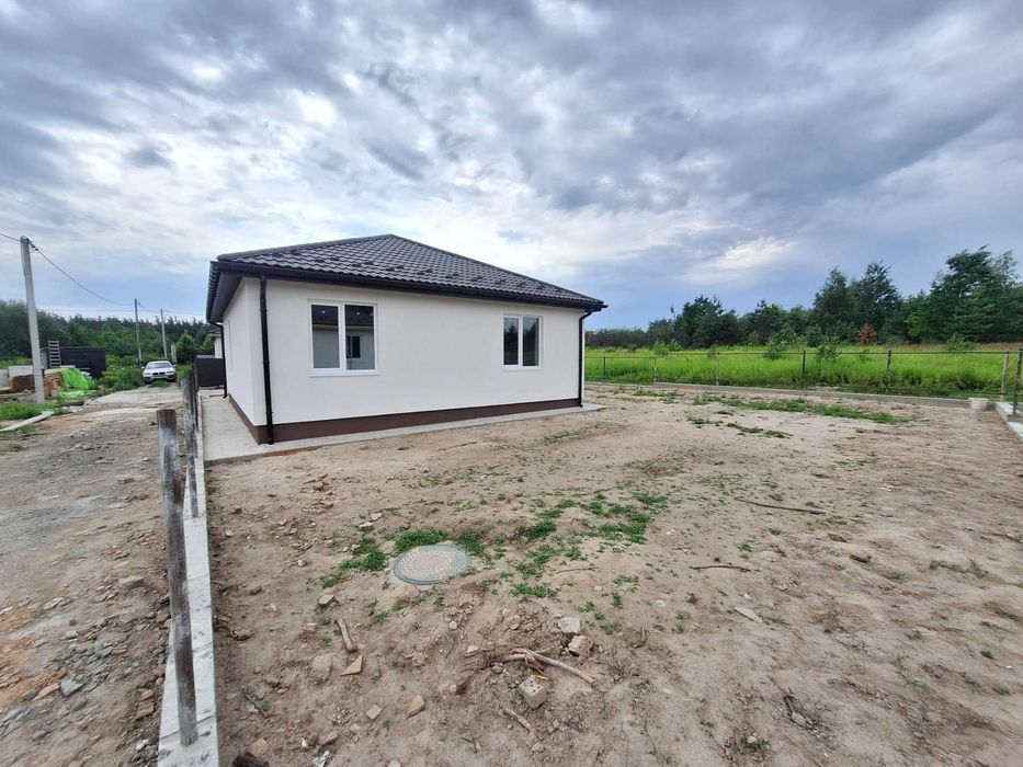 Продам одноповерховий будинок 90м2 на ділянці 5 соток. Тарасівка