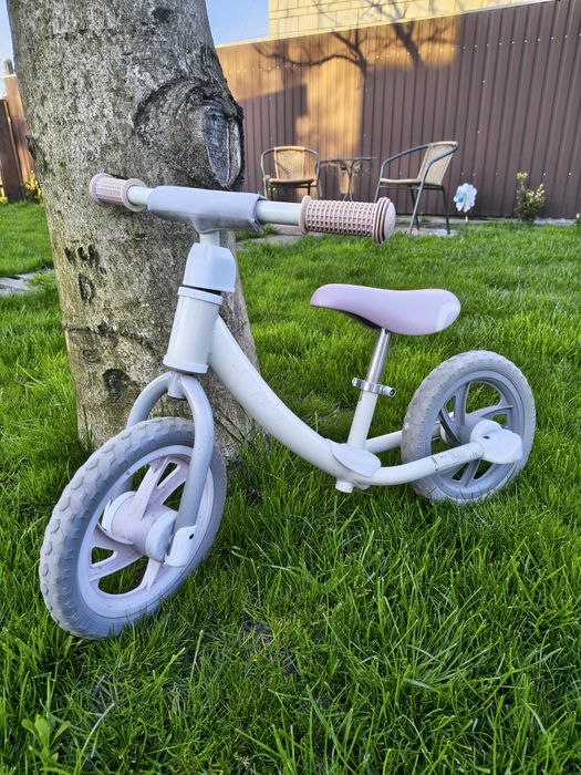 Беговел для дівчинки 2 роки, 3 роки