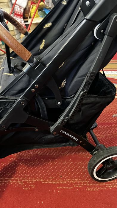 Прогулянкова уоляска yoya