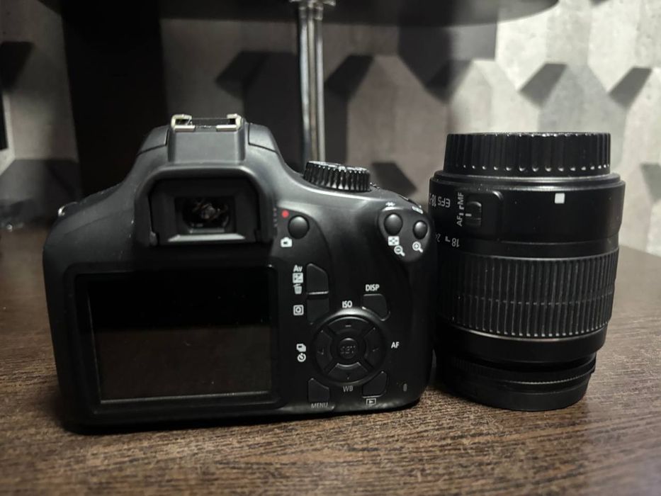 Фотоаппарат Canon, камера