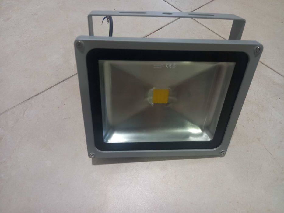 Projetor LED 30W - 6un
