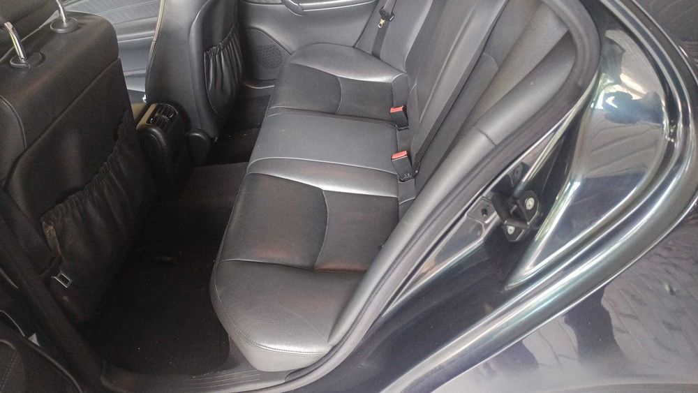 Mercedes W203 2002 Gasolina/GPL em boa condição geral