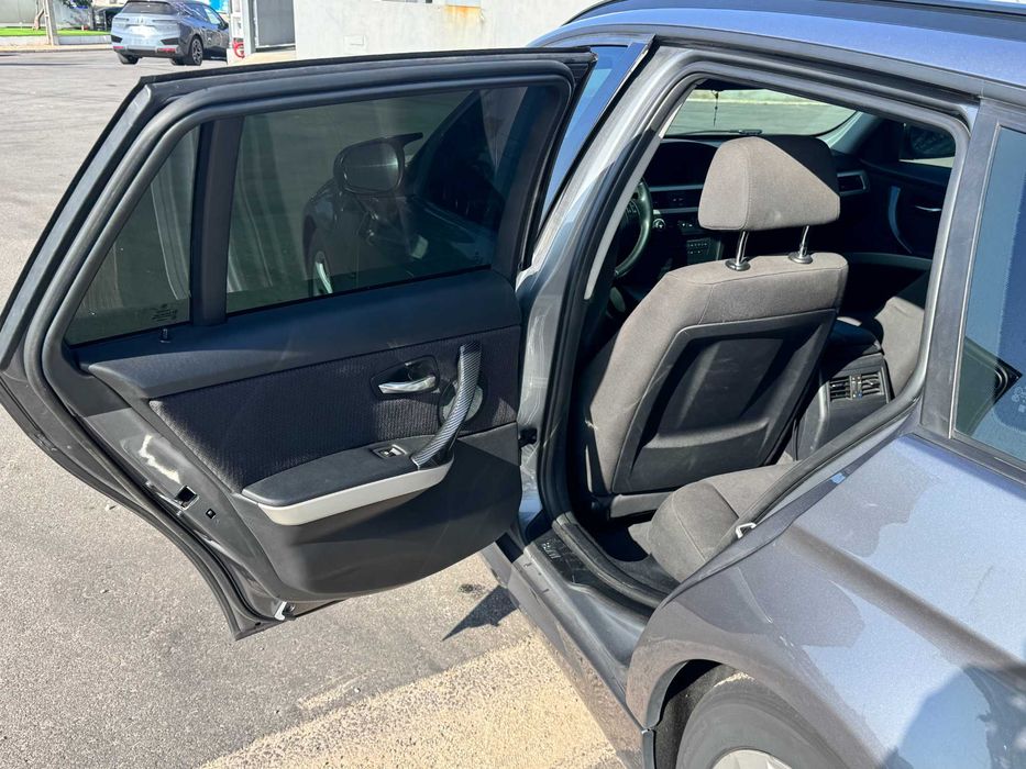 BMW 320d E91 — 2012