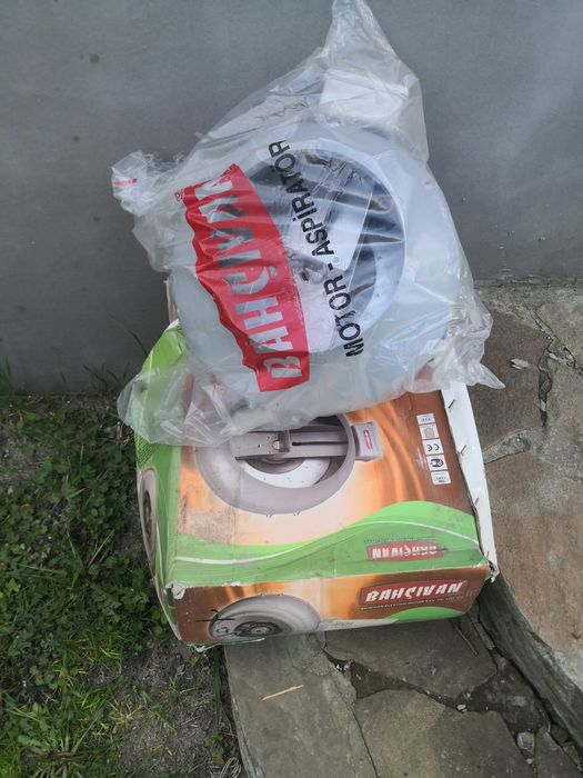 Продам воздуходуйку.