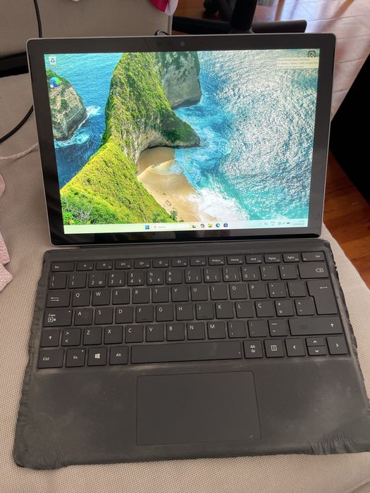 Microsoft Surface 6 pro