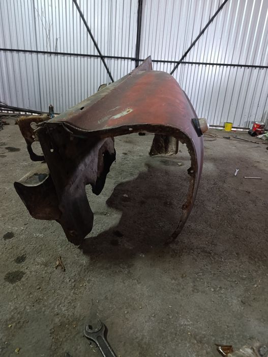 Продам крила і обліцовку ЗІЛ 130