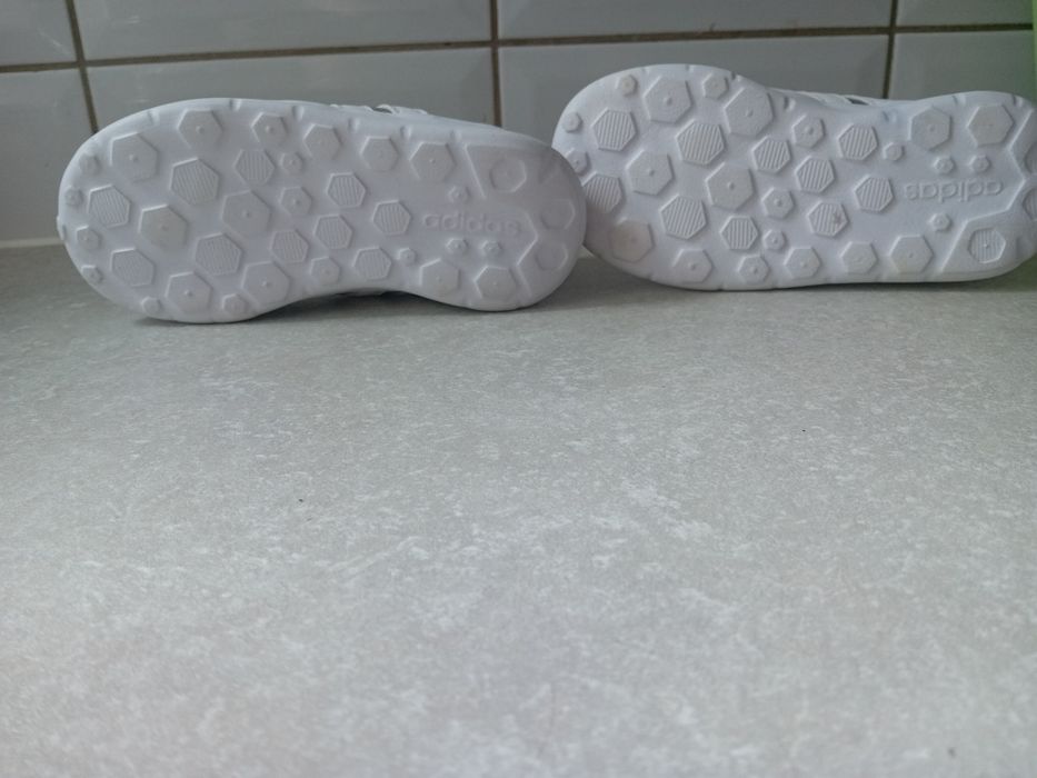 Buciki Adidas 25