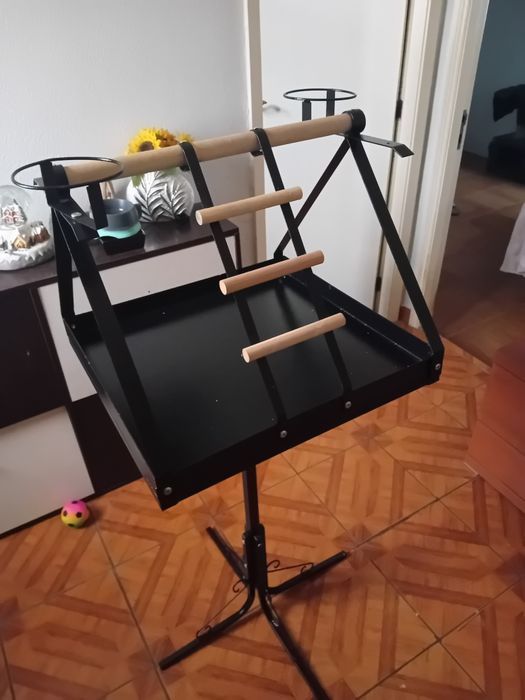 Poleiro para papagaio