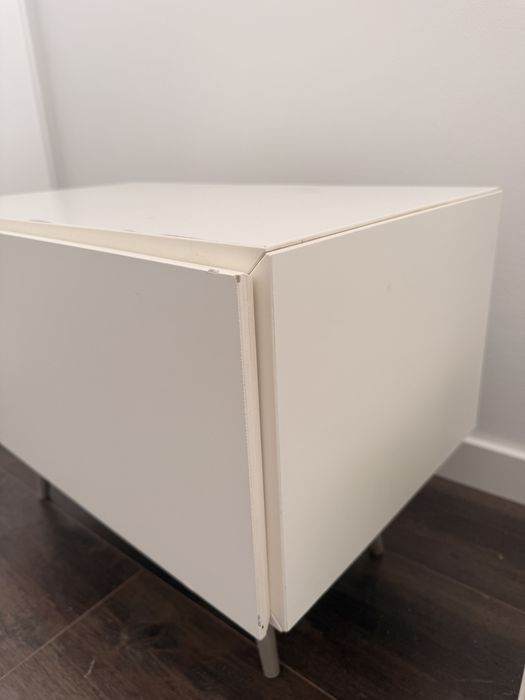 Par de Mesas de Cabeceira BoConcept (Modelo Lugano)