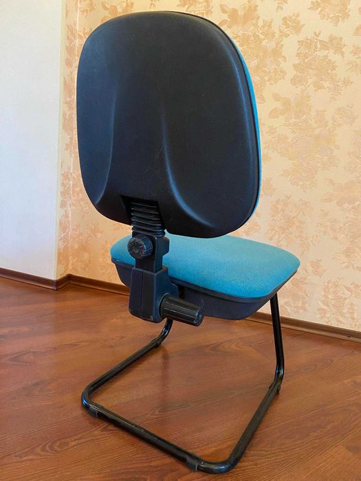 Крісло офісне CFS