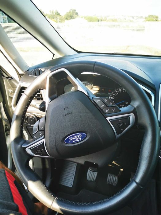 carrinha s-max 2.0 titanium