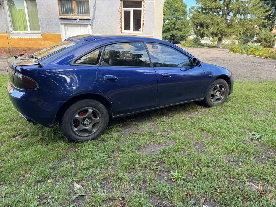Продам мазду 323Ф