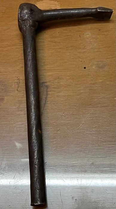 L-Shaped Chisel with Side Handle498951652775700480
