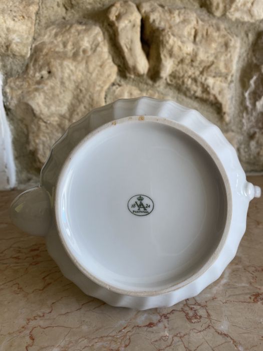 Bule e açucareiro Vista Alegre Sagres