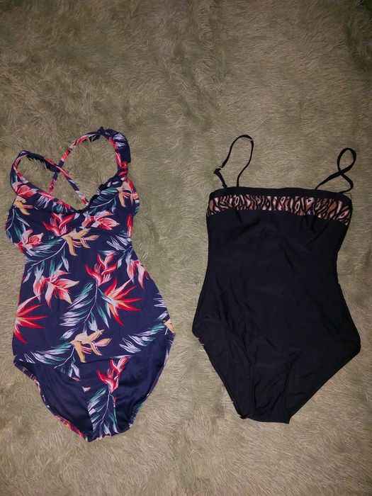 Купальники суцільні