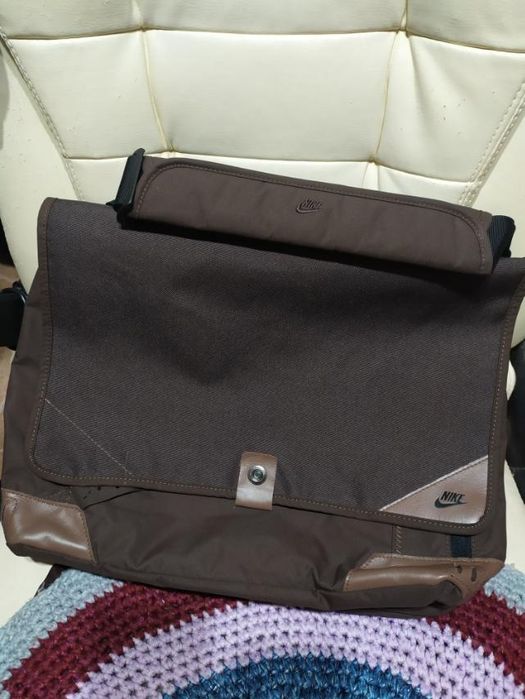 Сумка для ноутбука Nike