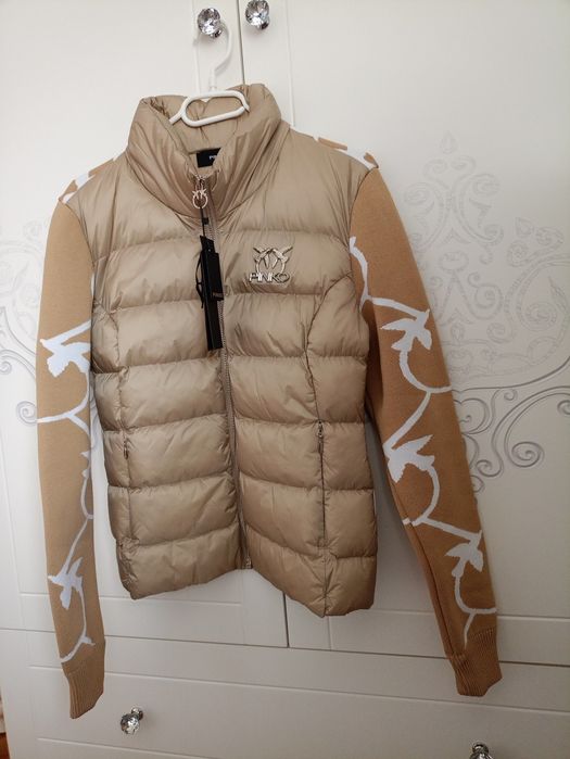 Kurtka    S/M PINKO Nowa