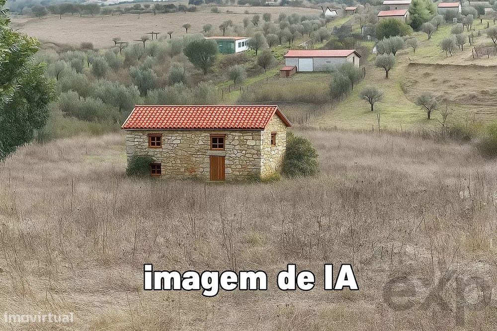 Terreno com dependência agricola