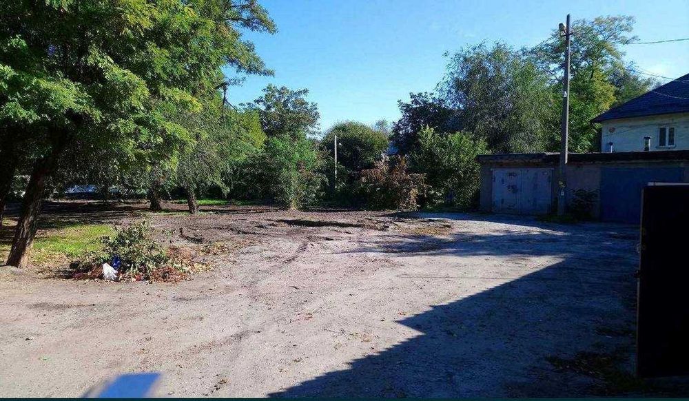 Земля в центре под гараж