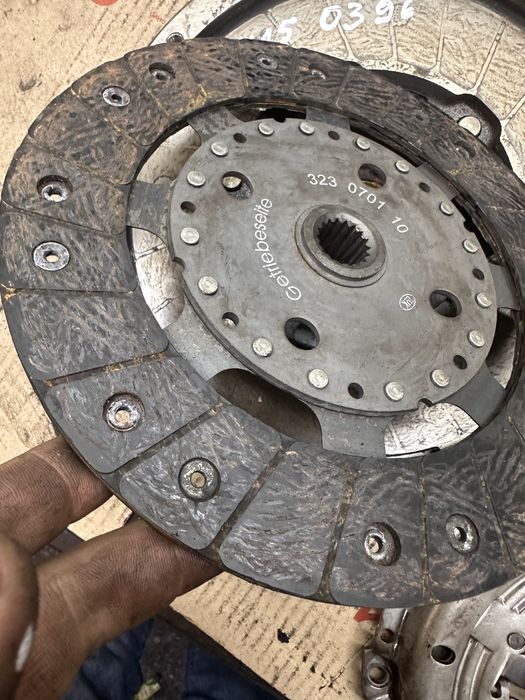 Демпфер Маховик Сцеплення диск корзина citroen peugeot 1.6 hdi