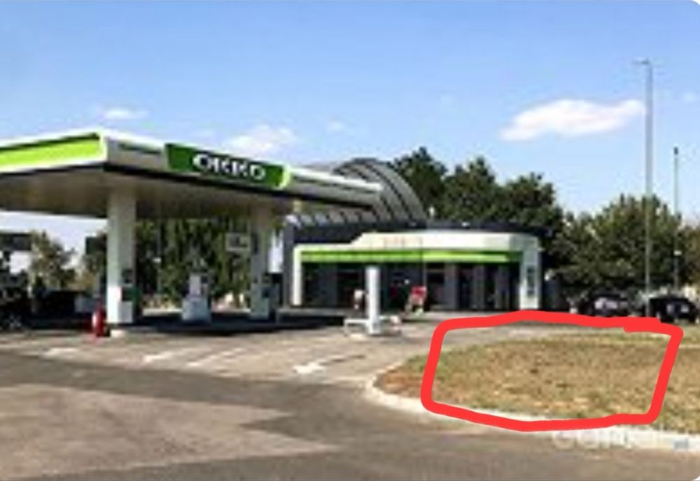 Фасад окружной дороги 7 соток 50 метров фасада. Частная собственность.