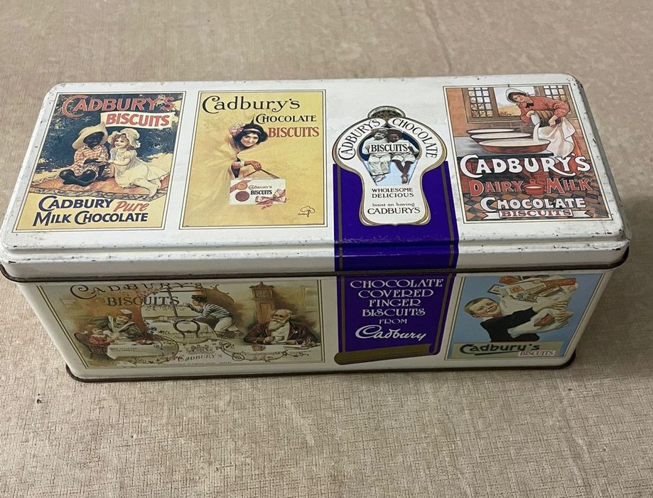 Lata Cadbury vintage