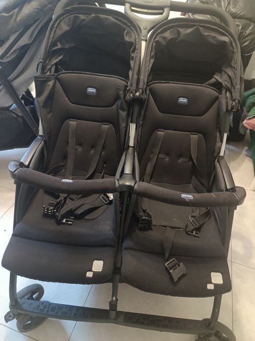 Wózek dla bliźniąt