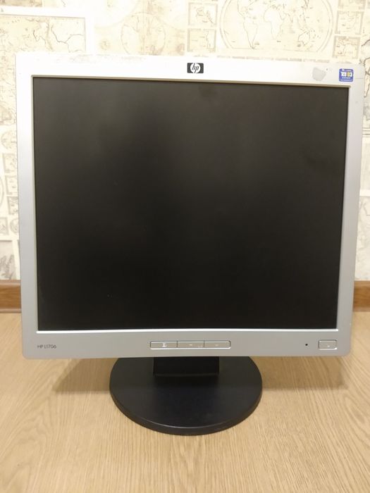 Монітори 17", 19"