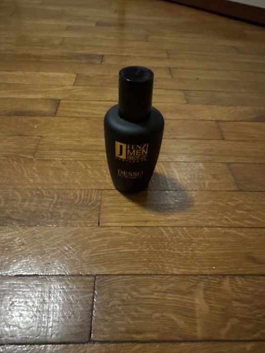 Продам духи,покупал для себя (мне не подошли) с ароматом кофе