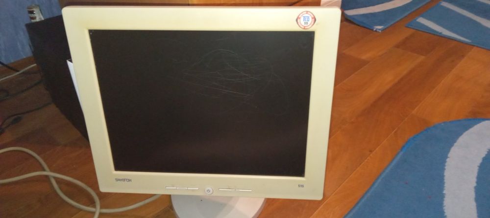 Экран монитора Samatron 51s