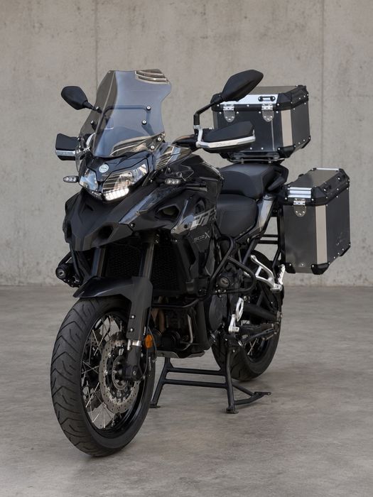 Benelli 502 TRK X